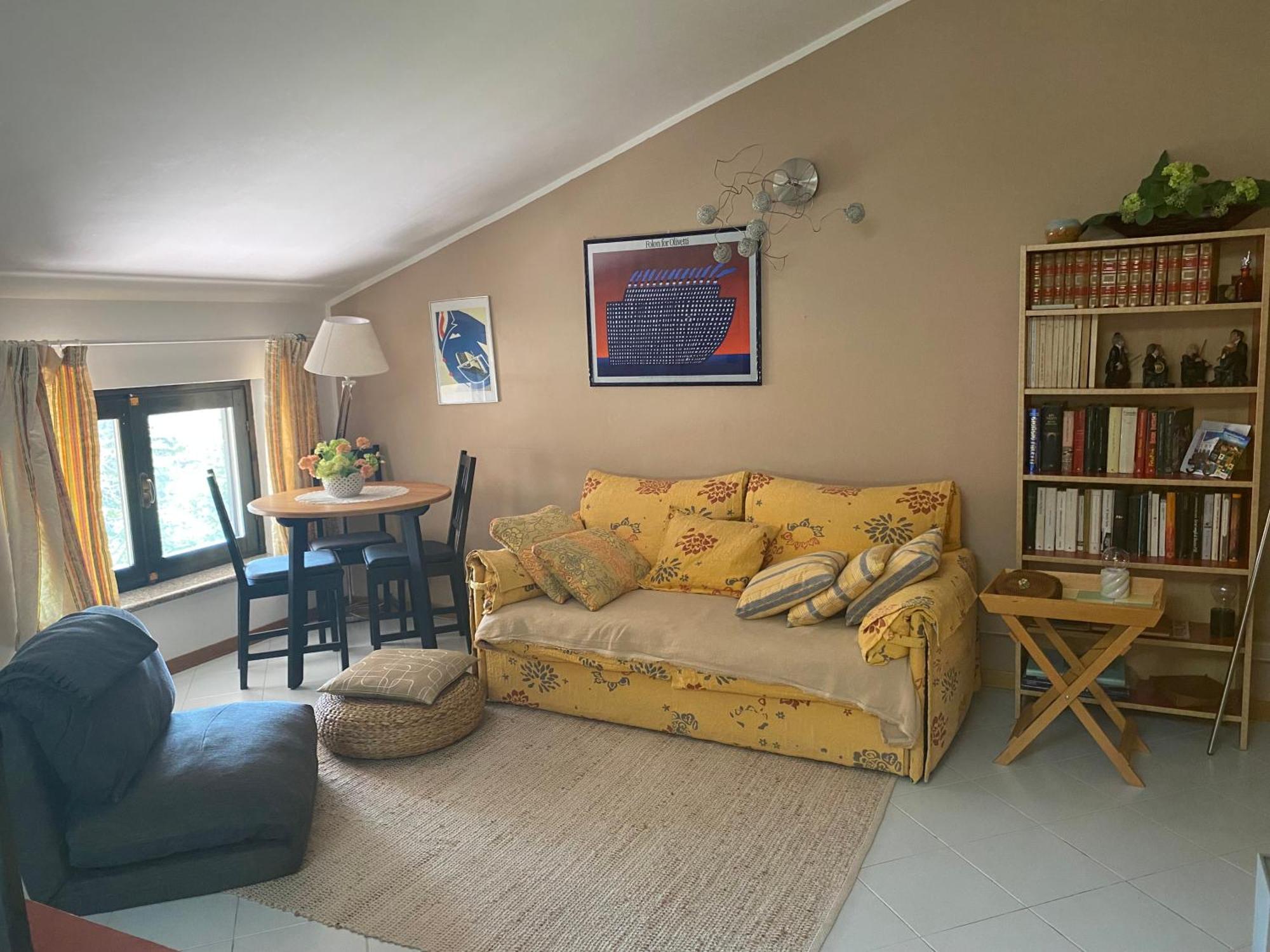 La Mansarda Di Orni Apartment Ivrea Exterior foto